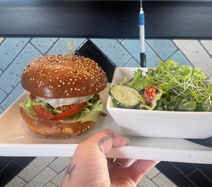 Certified Angus Burger with salad or fries